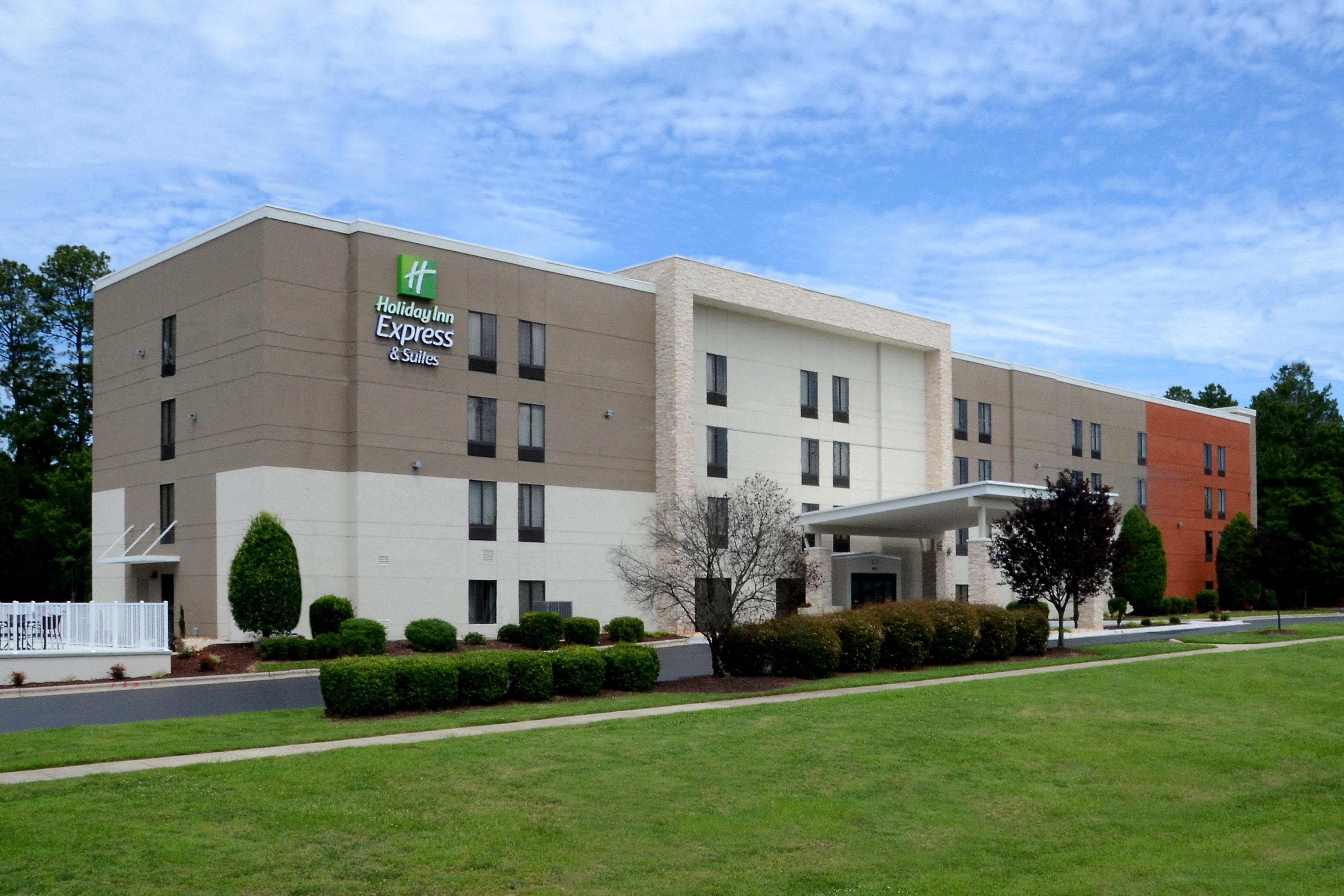 Holiday Inn Express & Suites Raleigh Durham Airport At Rtp, An Ihg Hotel Exterior foto
